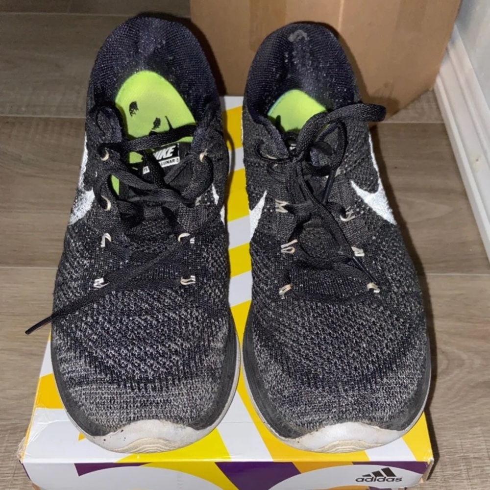 Nike fly knit lunar 3